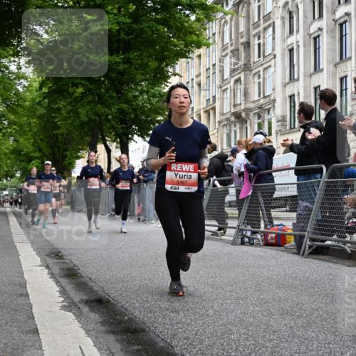 14.06.2026 - REWE Women's Run J. Mangold http://msf.ph/oto/9760084 14.06.2026 11:03:03 Ziel 5292, 5293, 5345, 5367, 5460, 5566, 5736, 5866, 5957, 5988 meine-sportfotos.de