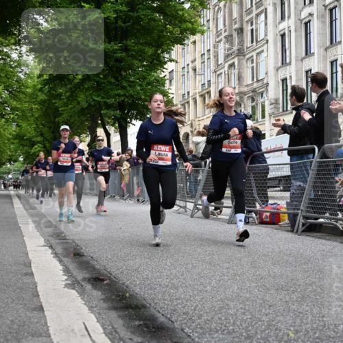 14.06.2026 - REWE Women's Run J. Mangold http://msf.ph/oto/9760096 14.06.2026 11:03:05 Ziel 5292, 5293, 5345, 5356, 5367, 5566, 5866, 5957, 5988 meine-sportfotos.de