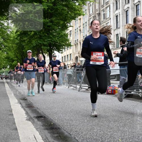 14.06.2026 - REWE Women's Run J. Mangold http://msf.ph/oto/9760102 14.06.2026 11:03:05 Ziel 5292, 5293, 5345, 5356, 5367, 5566, 5866, 5957, 5988 meine-sportfotos.de