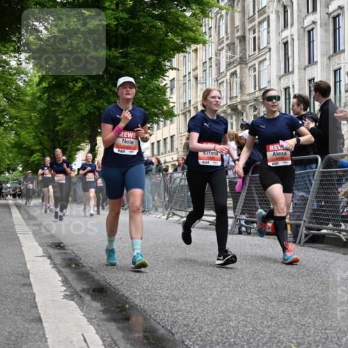 14.06.2026 - REWE Women's Run J. Mangold http://msf.ph/oto/9760121 14.06.2026 11:03:07 Ziel 5292, 5293, 5345, 5356, 5367, 5566, 5623, 5835, 5866, 5885, 5988, 6009 meine-sportfotos.de