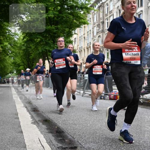 14.06.2026 - REWE Women's Run J. Mangold http://msf.ph/oto/9760144 14.06.2026 11:03:12 Ziel 5167, 5356, 5454, 5566, 5623, 5823, 5835, 5885, 5914, 6009 meine-sportfotos.de