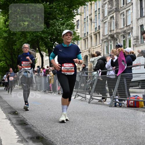 14.06.2026 - REWE Women's Run J. Mangold http://msf.ph/oto/9760169 14.06.2026 11:03:17 Ziel 5137, 5167, 5297, 5454, 5823, 5885, 5914, 6009 meine-sportfotos.de