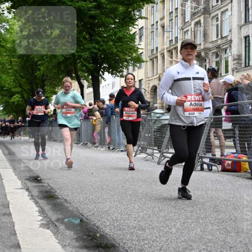 14.06.2026 - REWE Women's Run J. Mangold http://msf.ph/oto/9760202 14.06.2026 11:03:26 Ziel 5030, 5297, 5457, 5660, 5951 meine-sportfotos.de