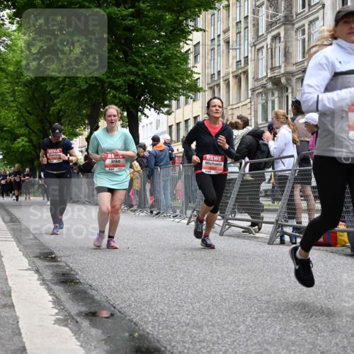 14.06.2026 - REWE Women's Run J. Mangold http://msf.ph/oto/9760206 14.06.2026 11:03:27 Ziel 5030, 5297, 5457, 5660, 5951 meine-sportfotos.de