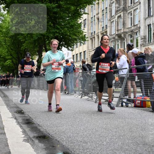 14.06.2026 - REWE Women's Run J. Mangold http://msf.ph/oto/9760212 14.06.2026 11:03:27 Ziel 5030, 5297, 5457, 5660, 5951 meine-sportfotos.de