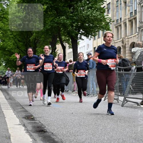 14.06.2026 - REWE Women's Run J. Mangold http://msf.ph/oto/9760277 14.06.2026 11:03:38 Ziel 5195, 5204, 5551, 5637, 5638, 5684, 5876, 5893 meine-sportfotos.de