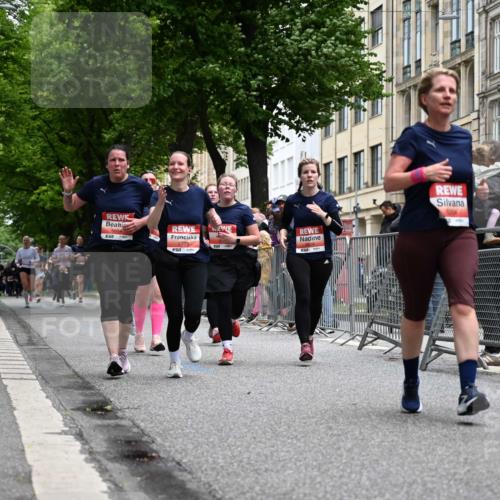 14.06.2026 - REWE Women's Run J. Mangold http://msf.ph/oto/9760281 14.06.2026 11:03:39 Ziel 5195, 5204, 5551, 5637, 5638, 5684, 5876, 5893, 6042 meine-sportfotos.de