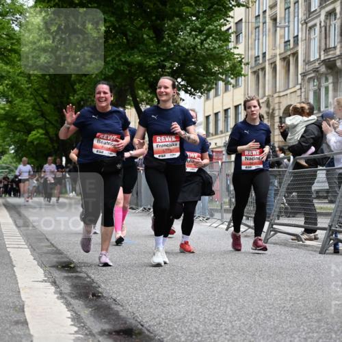 14.06.2026 - REWE Women's Run J. Mangold http://msf.ph/oto/9760289 14.06.2026 11:03:40 Ziel 5195, 5204, 5551, 5637, 5638, 5684, 5876, 5893, 6042 meine-sportfotos.de