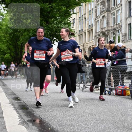 14.06.2026 - REWE Women's Run J. Mangold http://msf.ph/oto/9760299 14.06.2026 11:03:41 Ziel 5195, 5204, 5551, 5637, 5638, 5684, 5876, 5893, 6042 meine-sportfotos.de