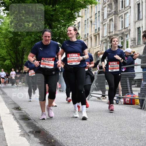 14.06.2026 - REWE Women's Run J. Mangold http://msf.ph/oto/9760301 14.06.2026 11:03:41 Ziel 5195, 5204, 5551, 5637, 5638, 5684, 5876, 5893, 6042 meine-sportfotos.de