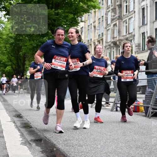 14.06.2026 - REWE Women's Run J. Mangold http://msf.ph/oto/9760303 14.06.2026 11:03:41 Ziel 5195, 5204, 5551, 5637, 5638, 5684, 5876, 5893, 6042 meine-sportfotos.de