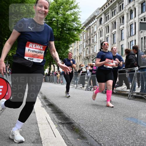 14.06.2026 - REWE Women's Run J. Mangold http://msf.ph/oto/9760310 14.06.2026 11:03:43 Ziel 5204, 5551, 5637, 5638, 5684, 5876, 5893, 6042 meine-sportfotos.de