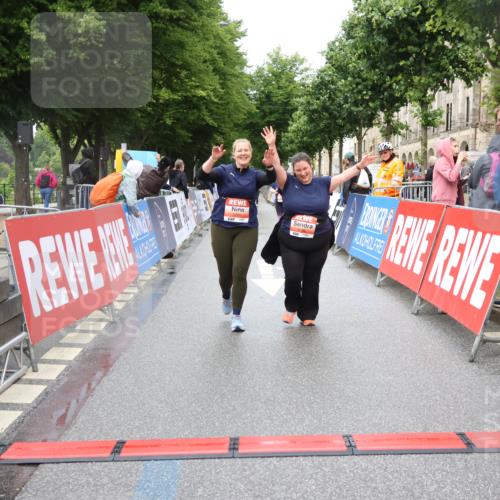 14.06.2026 - REWE Women's Run Strokosch-Dieckow http://msf.ph/oto/9760315 14.06.2026 11:16:45 Ziel 5269, 5636 meine-sportfotos.de