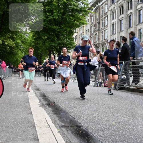 14.06.2026 - REWE Women's Run J. Mangold http://msf.ph/oto/9760343 14.06.2026 11:03:56 Ziel 5014, 5015, 5344, 5673, 5774, 5901, 5920, 5989, 6000 meine-sportfotos.de