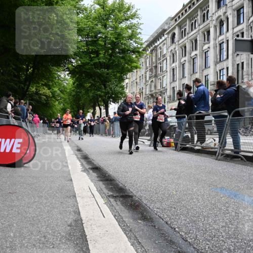 14.06.2026 - REWE Women's Run J. Mangold http://msf.ph/oto/9760365 14.06.2026 11:03:59 Ziel 5014, 5015, 5249, 5344, 5346, 5619, 5673, 5774, 5901, 5920, 5989, 6000, 6050 meine-sportfotos.de