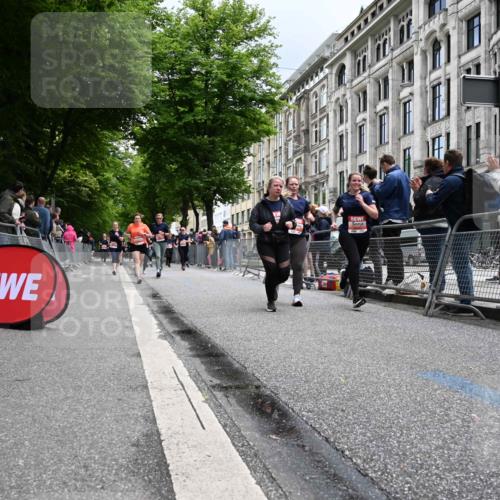 14.06.2026 - REWE Women's Run J. Mangold http://msf.ph/oto/9760369 14.06.2026 11:03:59 Ziel 5014, 5015, 5249, 5344, 5346, 5619, 5673, 5774, 5901, 5920, 5989, 6000, 6050 meine-sportfotos.de