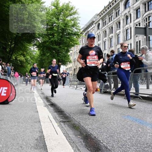 14.06.2026 - REWE Women's Run J. Mangold http://msf.ph/oto/9760443 14.06.2026 11:04:10 Ziel 5044, 5045, 5183, 5203, 5212, 5238, 5282, 5289, 5290, 5294, 5349, 5350, 5392, 5417, 5471, 5474, 5611, 5633, 5760, 5826, 5863, 5889, 5934, 5984 meine-sportfotos.de