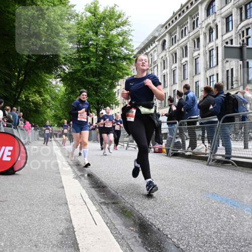 14.06.2026 - REWE Women's Run J. Mangold http://msf.ph/oto/9760453 14.06.2026 11:04:12 Ziel 5044, 5045, 5183, 5212, 5238, 5272, 5282, 5294, 5392, 5417, 5471, 5474, 5611, 5633, 5760, 5826, 5863, 5889, 5934, 5984 meine-sportfotos.de