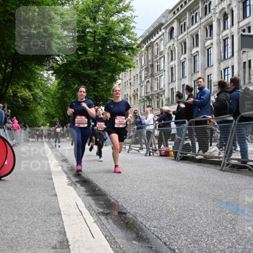 14.06.2026 - REWE Women's Run J. Mangold http://msf.ph/oto/9760492 14.06.2026 11:04:16 Ziel 5183, 5188, 5238, 5272, 5474, 5522, 5523, 5611, 5633, 5889, 5934 meine-sportfotos.de