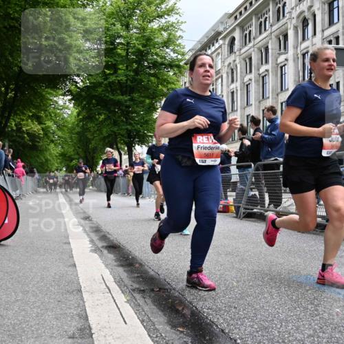 14.06.2026 - REWE Women's Run J. Mangold http://msf.ph/oto/9760502 14.06.2026 11:04:17 Ziel 5188, 5238, 5272, 5474, 5522, 5523, 5611, 5633, 5889, 5934 meine-sportfotos.de
