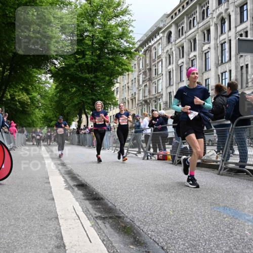 14.06.2026 - REWE Women's Run J. Mangold http://msf.ph/oto/9760514 14.06.2026 11:04:18 Ziel 5188, 5238, 5272, 5474, 5522, 5523, 5611, 5934 meine-sportfotos.de