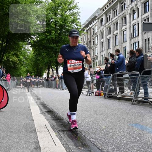 14.06.2026 - REWE Women's Run J. Mangold http://msf.ph/oto/9760548 14.06.2026 11:04:22 Ziel 5188, 5273, 5408, 5513, 5522, 5523, 6058 meine-sportfotos.de