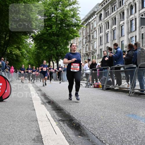 14.06.2026 - REWE Women's Run J. Mangold http://msf.ph/oto/9760561 14.06.2026 11:04:25 Ziel 5185, 5188, 5273, 5298, 5408, 5513, 5523, 5545, 5797, 5819, 5963, 6058 meine-sportfotos.de