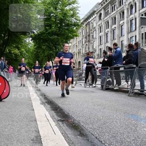 14.06.2026 - REWE Women's Run J. Mangold http://msf.ph/oto/9760582 14.06.2026 11:04:27 Ziel 5185, 5273, 5298, 5408, 5513, 5545, 5573, 5639, 5725, 5797, 5810, 5819, 5963, 6058 meine-sportfotos.de