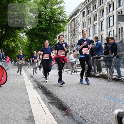 14.06.2026 - REWE Women's Run J. Mangold http://msf.ph/oto/9760631 14.06.2026 11:04:32 Ziel 5185, 5273, 5298, 5408, 5452, 5545, 5573, 5615, 5639, 5667, 5668, 5725, 5797, 5810, 5811, 5819, 5963, 6058 meine-sportfotos.de