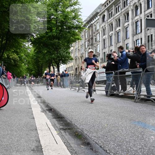 14.06.2026 - REWE Women's Run J. Mangold http://msf.ph/oto/9760668 14.06.2026 11:04:36 Ziel 5020, 5446, 5452, 5573, 5615, 5639, 5667, 5668, 5725, 5810, 5811, 6038 meine-sportfotos.de