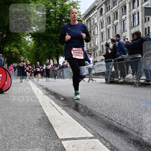 14.06.2026 - REWE Women's Run J. Mangold http://msf.ph/oto/9760724 14.06.2026 11:04:45 Ziel 5199, 5208, 5357, 5420, 5687, 5754, 6038 meine-sportfotos.de