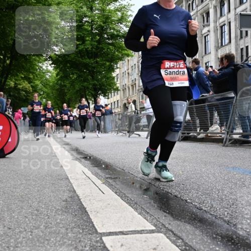 14.06.2026 - REWE Women's Run J. Mangold http://msf.ph/oto/9760730 14.06.2026 11:04:46 Ziel 5199, 5208, 5357, 5420, 5687, 5754 meine-sportfotos.de