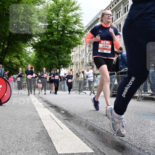 14.06.2026 - REWE Women's Run J. Mangold http://msf.ph/oto/9760763 14.06.2026 11:04:50 Ziel 5199, 5208, 5230, 5357, 5389, 5420, 5444, 5531, 5743, 5744, 5745, 5747, 5754 meine-sportfotos.de