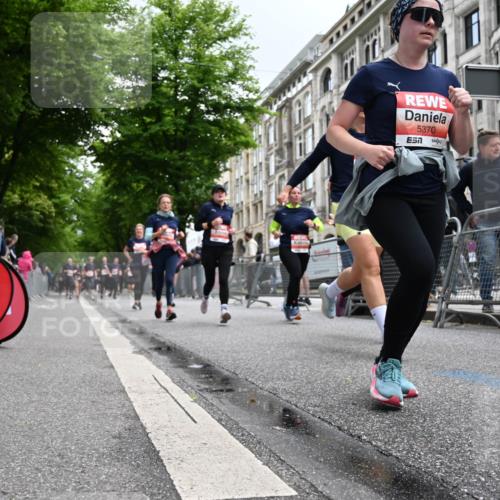14.06.2026 - REWE Women's Run J. Mangold http://msf.ph/oto/9760818 14.06.2026 11:04:59 Ziel 5214, 5230, 5370, 5494, 5539, 5568, 5747, 5967, 6028, 6029 meine-sportfotos.de