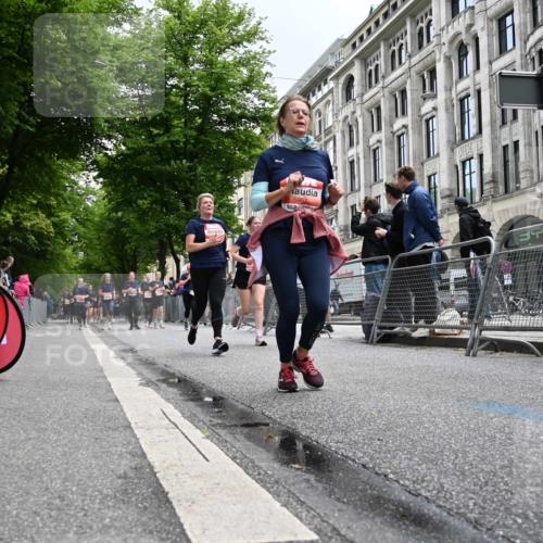 14.06.2026 - REWE Women's Run J. Mangold http://msf.ph/oto/9760840 14.06.2026 11:05:01 Ziel 5138, 5214, 5295, 5370, 5439, 5494, 5539, 5568, 5967, 6028, 6029 meine-sportfotos.de