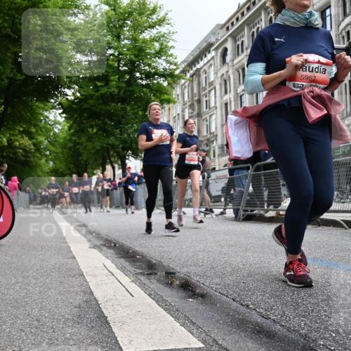 14.06.2026 - REWE Women's Run J. Mangold http://msf.ph/oto/9760850 14.06.2026 11:05:02 Ziel 5138, 5214, 5295, 5370, 5439, 5494, 5539, 5568, 5967, 6013, 6028, 6029 meine-sportfotos.de