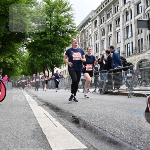 14.06.2026 - REWE Women's Run J. Mangold http://msf.ph/oto/9760852 14.06.2026 11:05:02 Ziel 5138, 5214, 5295, 5370, 5439, 5494, 5539, 5568, 5967, 6013, 6028, 6029 meine-sportfotos.de