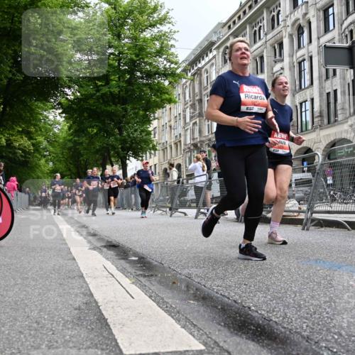 14.06.2026 - REWE Women's Run J. Mangold http://msf.ph/oto/9760860 14.06.2026 11:05:02 Ziel 5138, 5214, 5295, 5370, 5439, 5494, 5539, 5568, 5967, 6013, 6028, 6029 meine-sportfotos.de