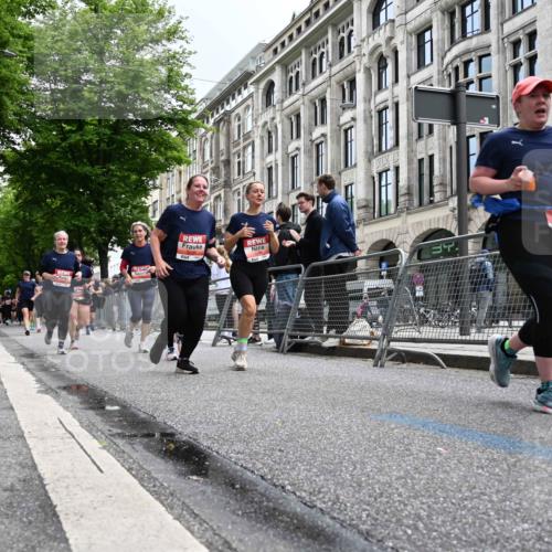 14.06.2026 - REWE Women's Run J. Mangold http://msf.ph/oto/9760868 14.06.2026 11:05:06 Ziel 5078, 5138, 5177, 5198, 5214, 5237, 5295, 5439, 5539, 5592, 6013 meine-sportfotos.de