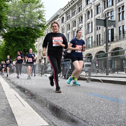14.06.2026 - REWE Women's Run J. Mangold http://msf.ph/oto/9760942 14.06.2026 11:05:14 Ziel 5078, 5156, 5174, 5178, 5210, 5312, 5447, 5524, 5621, 5626, 5765, 5791, 5849, 5888, 5939, 6010, 6032 meine-sportfotos.de