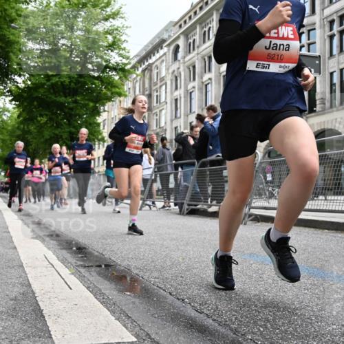 14.06.2026 - REWE Women's Run J. Mangold http://msf.ph/oto/9760972 14.06.2026 11:05:18 Ziel 5169, 5174, 5210, 5312, 5416, 5447, 5470, 5524, 5620, 5621, 5626, 5646, 5765, 5772, 5791, 5833, 5834, 5849, 5888, 5897, 6010, 6032 meine-sportfotos.de