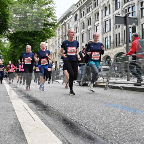 14.06.2026 - REWE Women's Run J. Mangold http://msf.ph/oto/9760989 14.06.2026 11:05:19 Ziel 5169, 5174, 5210, 5312, 5339, 5416, 5447, 5470, 5524, 5620, 5621, 5626, 5646, 5772, 5791, 5833, 5834, 5849, 5888, 5897, 6032 meine-sportfotos.de