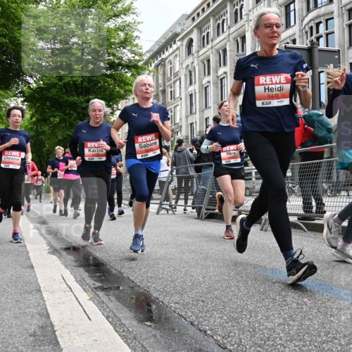 14.06.2026 - REWE Women's Run J. Mangold http://msf.ph/oto/9760996 14.06.2026 11:05:20 Ziel 5169, 5174, 5210, 5312, 5339, 5416, 5447, 5470, 5524, 5620, 5621, 5626, 5646, 5772, 5791, 5833, 5834, 5849, 5888, 5897, 6032 meine-sportfotos.de