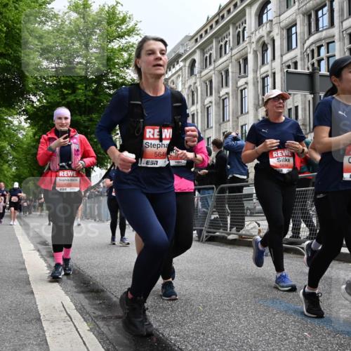 14.06.2026 - REWE Women's Run J. Mangold http://msf.ph/oto/9761021 14.06.2026 11:05:23 Ziel 5169, 5200, 5339, 5354, 5416, 5447, 5470, 5620, 5621, 5646, 5772, 5791, 5833, 5834, 5887, 5897, 6032 meine-sportfotos.de