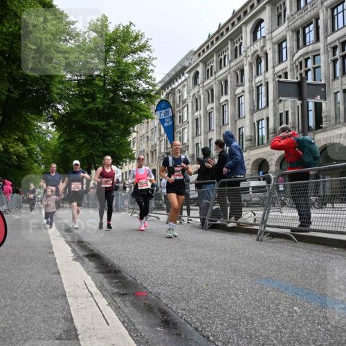 14.06.2026 - REWE Women's Run J. Mangold http://msf.ph/oto/9761050 14.06.2026 11:05:27 Ziel 5169, 5200, 5339, 5354, 5416, 5710, 5772, 5833, 5834, 5887, 5923 meine-sportfotos.de