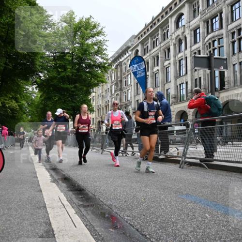14.06.2026 - REWE Women's Run J. Mangold http://msf.ph/oto/9761057 14.06.2026 11:05:27 Ziel 5169, 5200, 5339, 5354, 5416, 5710, 5772, 5833, 5834, 5887, 5923 meine-sportfotos.de