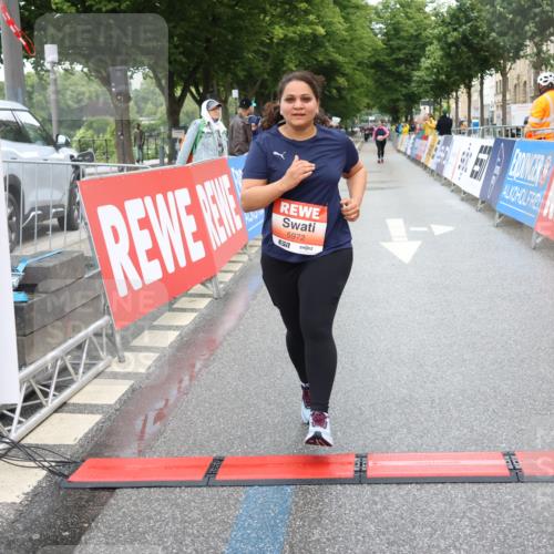 14.06.2026 - REWE Women's Run Strokosch-Dieckow http://msf.ph/oto/9761097 14.06.2026 11:14:52 Ziel 5431, 5972 meine-sportfotos.de