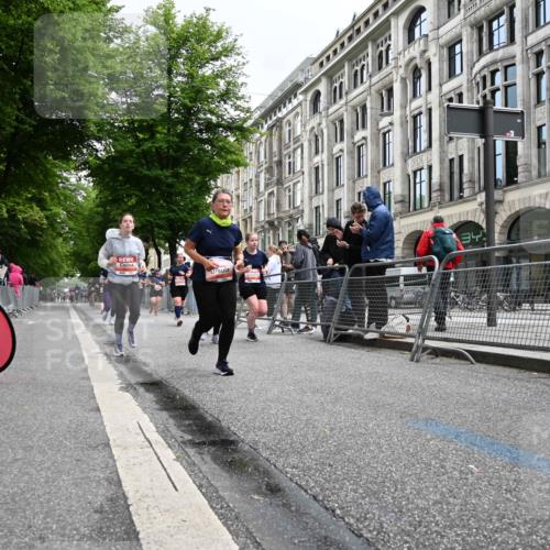 14.06.2026 - REWE Women's Run J. Mangold http://msf.ph/oto/9761107 14.06.2026 11:05:33 Ziel 5072, 5149, 5200, 5221, 5354, 5378, 5517, 5580, 5710, 5881, 5923, 5962 meine-sportfotos.de