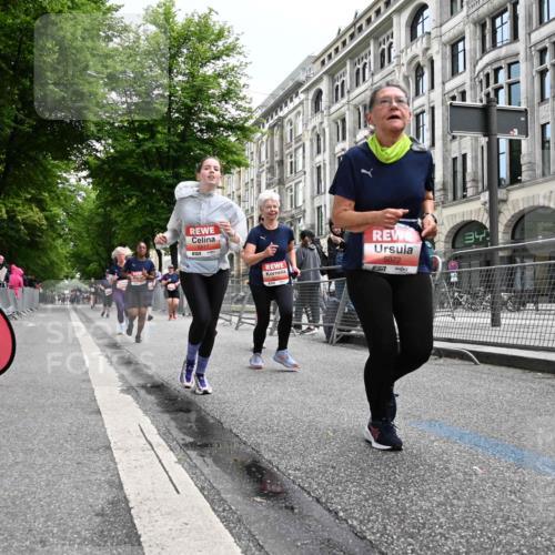 14.06.2026 - REWE Women's Run J. Mangold http://msf.ph/oto/9761118 14.06.2026 11:05:34 Ziel 5072, 5149, 5221, 5378, 5517, 5580, 5710, 5881, 5903, 5923, 5962 meine-sportfotos.de