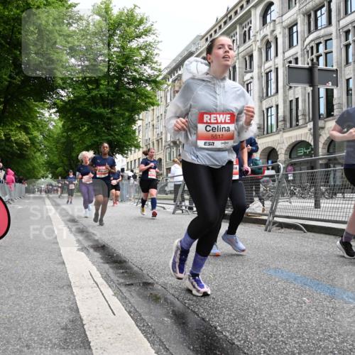 14.06.2026 - REWE Women's Run J. Mangold http://msf.ph/oto/9761125 14.06.2026 11:05:35 Ziel 5072, 5149, 5221, 5378, 5517, 5580, 5699, 5705, 5881, 5903, 5962 meine-sportfotos.de